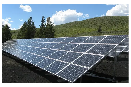 Rapid transformation of global energy landscape towards renewable energy